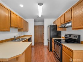 4118 212th Street SW 202C, Mountlake Terrace WA 98043