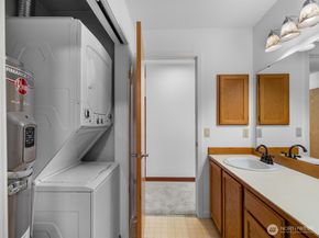 4118 212th Street SW 202C, Mountlake Terrace WA 98043