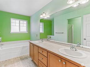 28441 33rd Lane S 70, Auburn WA 98001