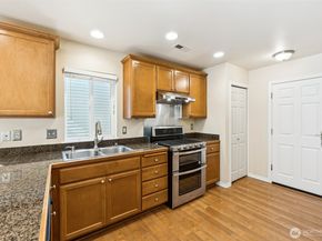 28441 33rd Lane S 70, Auburn WA 98001