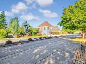 4081 224th Lane SE 107, Issaquah WA 98029