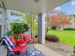 4081 224th Lane SE 107, Issaquah WA 98029