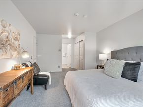 4081 224th Lane SE 107, Issaquah WA 98029
