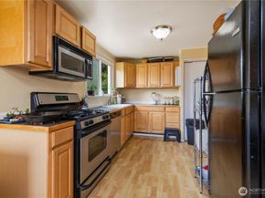 1628 Oakes Ave, Everett WA 98201