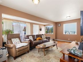 1628 Oakes Ave, Everett WA 98201