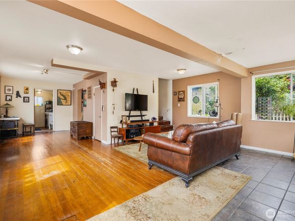 1628 Oakes Ave, Everett WA 98201