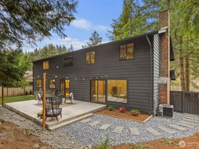 14824 119th Ave NE, Kirkland WA 98034