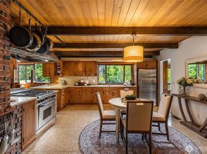 16521 NE 1st Place, Bellevue WA 98008
