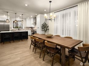 14812 NE 143rd Street 32, Woodinville WA 98072