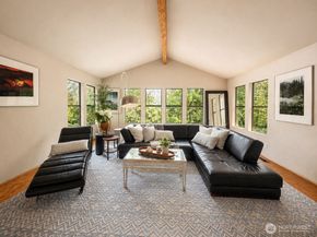 16409 NE 43rd Ct, Redmond WA 98052