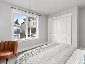 16539 8th Avenue NE, Shoreline WA 98155