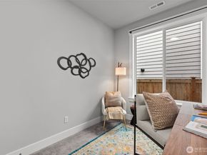 16539 8th Avenue NE, Shoreline WA 98155