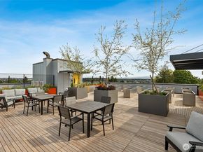 5819 Phinney Avenue N 405, Seattle WA 98103