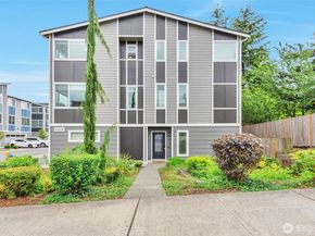 3312 156th Street SW A4, Lynnwood WA 98087