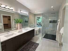 4305 NE 26 Place, Renton WA 98059