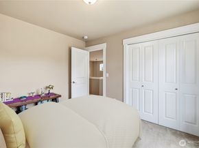 5001 70th Place SW, Mukilteo WA 98275