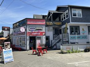1737 Harbor Avenue S306, Seattle WA 98126