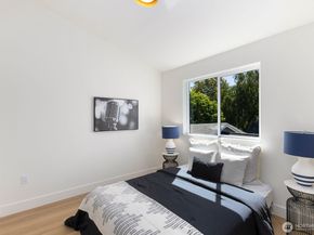 929 N 87th Street, Seattle WA 98103