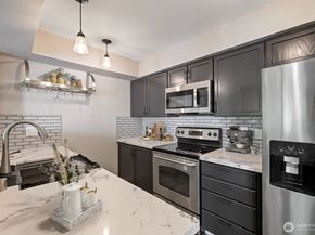 14819 29th Avenue W L304, Lynnwood WA 98087
