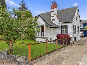 1020 NE 100th Street, Seattle WA 98125