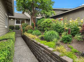 2519 175th Avenue NE, Redmond WA 98052