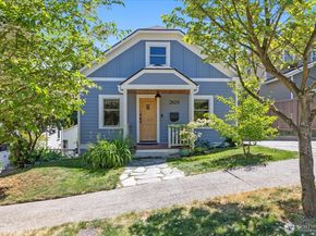 2629 E Valley Street, Seattle WA 98112