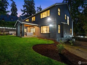 10668 SE 32nd Street, Bellevue WA 98004