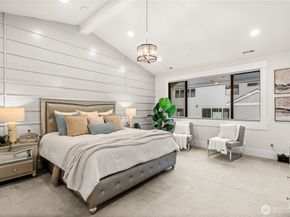10668 SE 32nd Street, Bellevue WA 98004