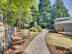 8510 SE 72nd Street, Mercer Island WA 98040