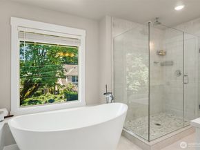 746 Broadway E, Seattle WA 98102