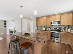 21020 98th Avenue S, Kent WA 98031