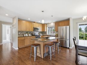 21020 98th Avenue S, Kent WA 98031