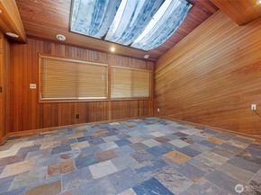 8941 170th Court NE, Redmond WA 98052