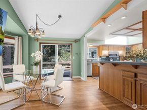8941 170th Court NE, Redmond WA 98052