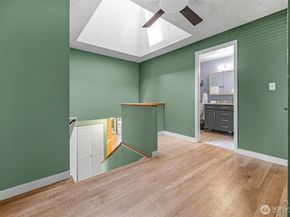 8941 170th Court NE, Redmond WA 98052