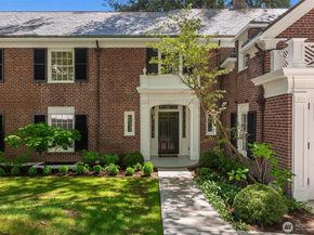 700 McGilvra Boulevard E, Seattle WA 98112