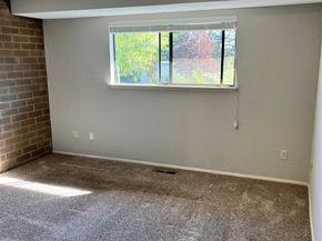 10628 Glen Acres Dr S, Seattle WA 98168