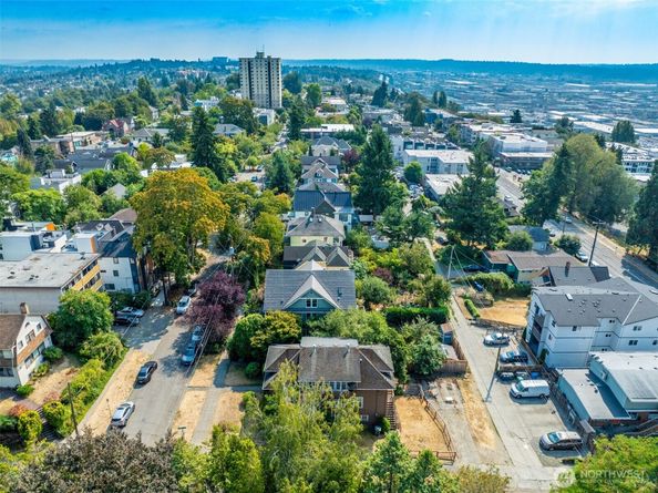 1303 13th Avenue S, Seattle WA 98144
