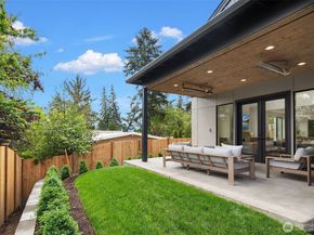 16653 SE 7th Street, Bellevue WA 98008
