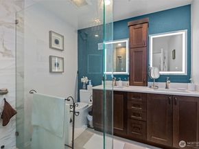 21919 39th Place S 102, Kent WA 98032