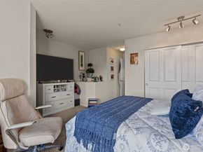 21919 39th Place S 102, Kent WA 98032