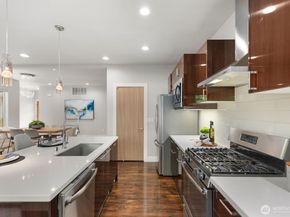13110 SE 219th Place, Kent WA 98031