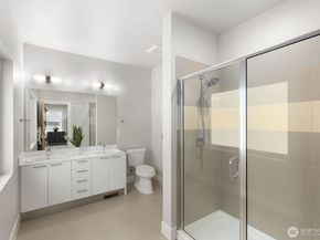 13110 SE 219th Place, Kent WA 98031