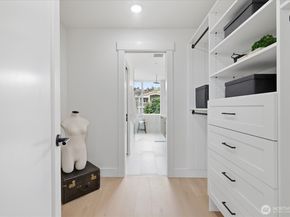 2017 Minor Avenue E, Seattle WA 98102