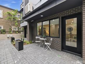 2017 Minor Avenue E, Seattle WA 98102