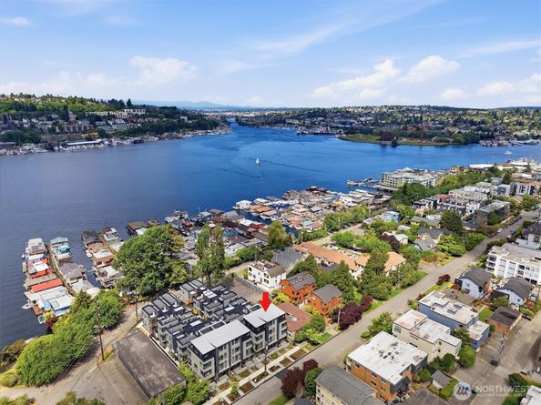 2017 Minor Avenue E, Seattle WA 98102