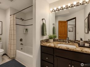 10618 176TH Court NE, Redmond WA 98052