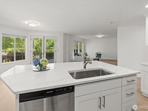 10618 176TH Court NE, Redmond WA 98052