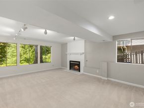 5221 Somerset Drive SE, Bellevue WA 98006