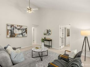 5221 Somerset Drive SE, Bellevue WA 98006